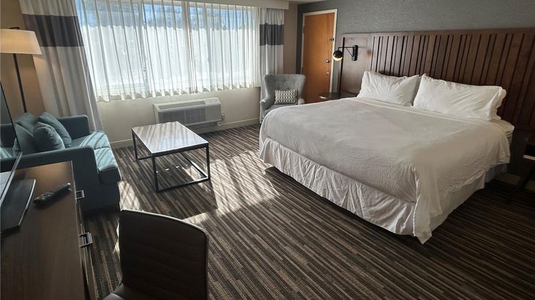 <b>Best Western Plainview-Long Island Hotel Room</b>. Images powered by <a href="https://iceportal.shijigroup.com/" title="IcePortal" target="_blank">IcePortal</a>.