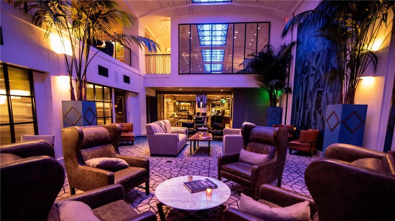 <b>Hotel Theodore Lobby</b>. Images powered by <a href="https://iceportal.shijigroup.com/" title="IcePortal" target="_blank">IcePortal</a>.