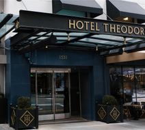 Hotel Theodore Exterior