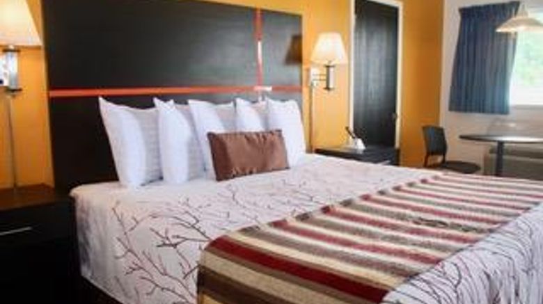 <b>Chaparral Motor Inn Room</b>. Images powered by <a href="https://iceportal.shijigroup.com/" title="IcePortal" target="_blank">IcePortal</a>.