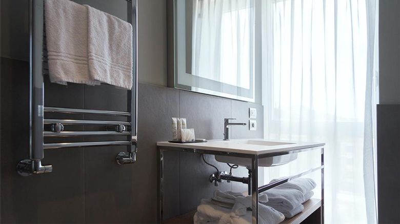 <b>G Hotel Pescara Room</b>. Images powered by <a href="https://iceportal.shijigroup.com/" title="IcePortal" target="_blank">IcePortal</a>.