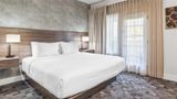 <b>University Park Inn & Suites, An Ascend Suite</b>. Images powered by <a href="https://iceportal.shijigroup.com/" title="IcePortal" target="_blank">IcePortal</a>.