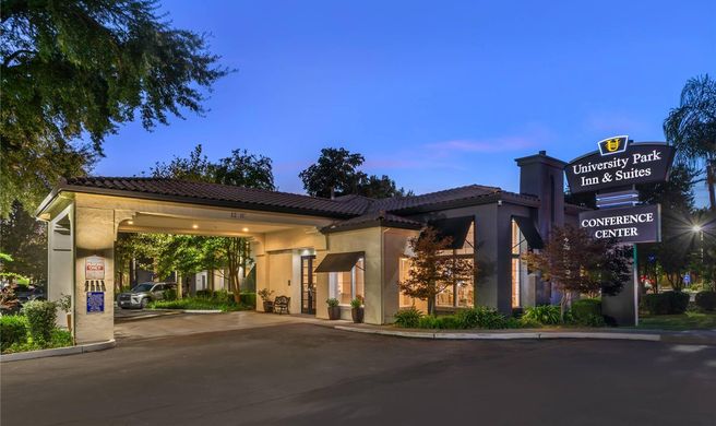 University Park Inn & Suites, An Ascend Exterior