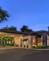 University Park Inn & Suites, An Ascend