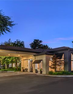 University Park Inn & Suites, An Ascend