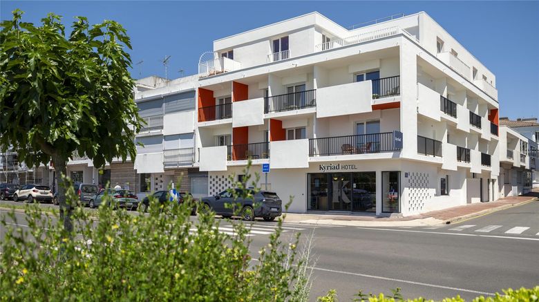 Hotel Beau Rivage, Royan Exterior. Images powered by <a href="https://iceportal.shijigroup.com" target="_blank" rel="noopener">Ice Portal</a>.