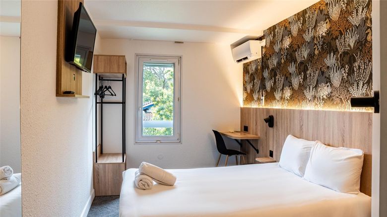 Kyriad Eco Anglet Biarritz Room. Images powered by <a href="https://iceportal.shijigroup.com" target="_blank" rel="noopener">Ice Portal</a>.