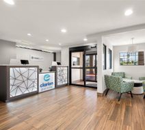 Clarion Pointe Athens I-65 Lobby