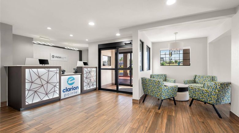 <b>Clarion Pointe Athens I-65 Lobby</b>. Images powered by <a href="https://iceportal.shijigroup.com/" title="IcePortal" target="_blank">IcePortal</a>.