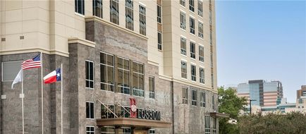 Blossom Hotel Houston, Curio Collection Exterior