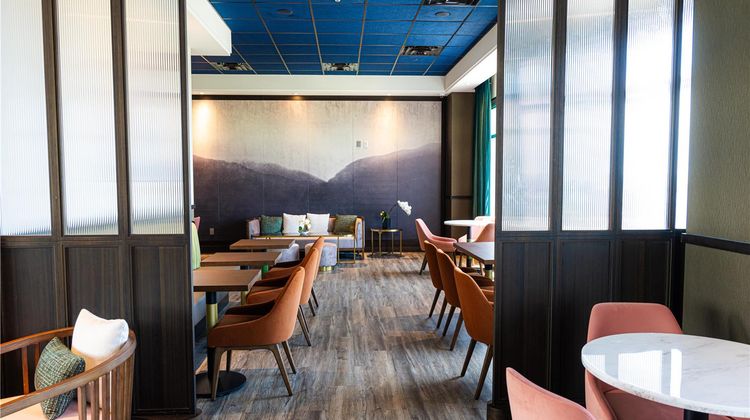 Blossom Hotel Houston, Curio Collection Restaurant
