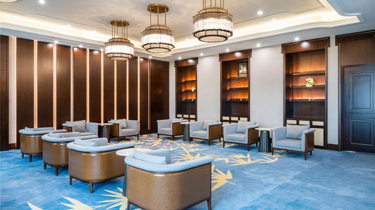 Blossom Hotel Houston, Curio Collection Meeting