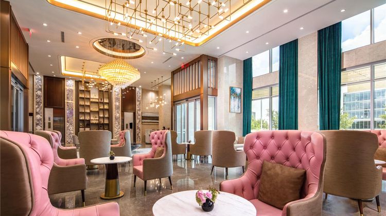 Blossom Hotel Houston, Curio Collection Lobby