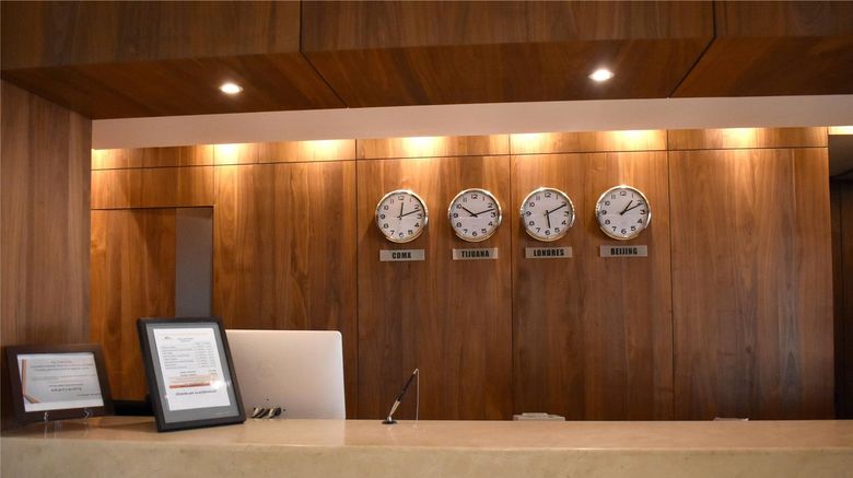 <b>Palacio Azteca Hotel Lobby</b>. Images powered by <a href="https://iceportal.shijigroup.com/" title="IcePortal" target="_blank">IcePortal</a>.