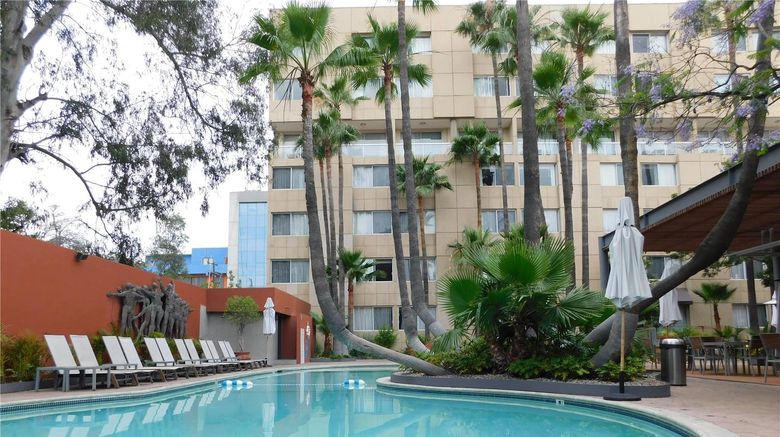 <b>Palacio Azteca Hotel Pool</b>. Images powered by <a href="https://iceportal.shijigroup.com/" title="IcePortal" target="_blank">IcePortal</a>.