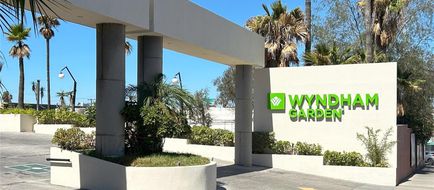Wyndham Garden Tijuana Palacio Azteca Exterior