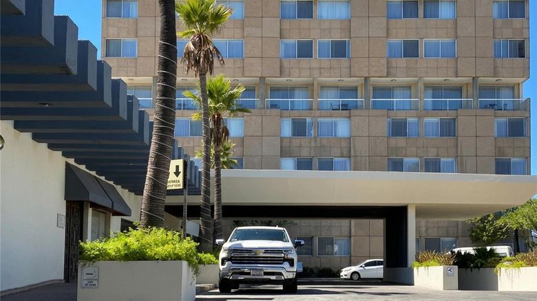<b>Palacio Azteca Hotel Exterior</b>. Images powered by <a href="https://iceportal.shijigroup.com/" title="IcePortal" target="_blank">IcePortal</a>.