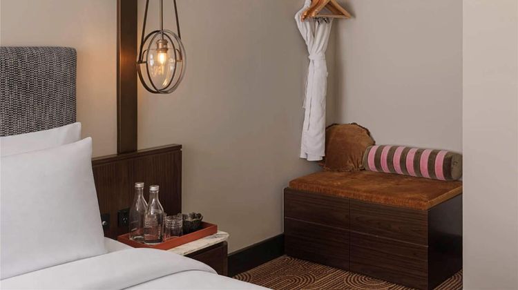 Ovolo Woolloomooloo Room