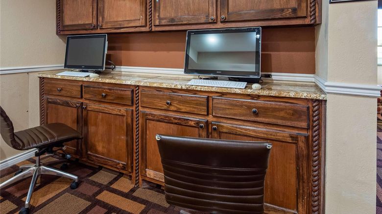 <b>Baymont by Wyndham Lubbock Other</b>. Images powered by <a href="https://iceportal.shijigroup.com/" title="IcePortal" target="_blank">IcePortal</a>.