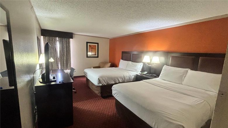 <b>Baymont by Wyndham Lubbock Room</b>. Images powered by <a href="https://iceportal.shijigroup.com/" title="IcePortal" target="_blank">IcePortal</a>.