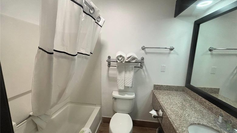 <b>Baymont by Wyndham Lubbock Room</b>. Images powered by <a href="https://iceportal.shijigroup.com/" title="IcePortal" target="_blank">IcePortal</a>.
