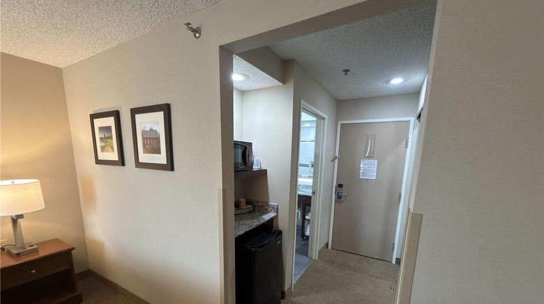 <b>Wingate by Wyndham Utica Room</b>. Images powered by <a href="https://iceportal.shijigroup.com/" title="IcePortal" target="_blank">IcePortal</a>.