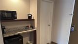 Wingate by Wyndham Utica Room