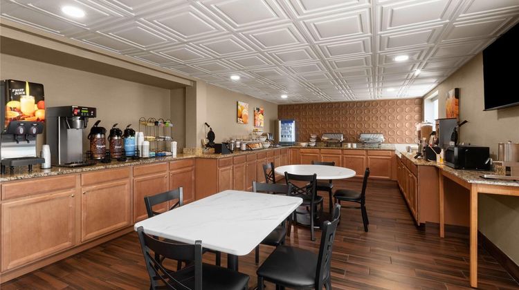 Wingate by Wyndham Utica Other