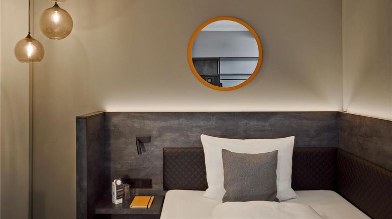 <b>The Scotty Hotel Hamburg Room</b>. Images powered by <a href="https://iceportal.shijigroup.com/" title="IcePortal" target="_blank">IcePortal</a>.