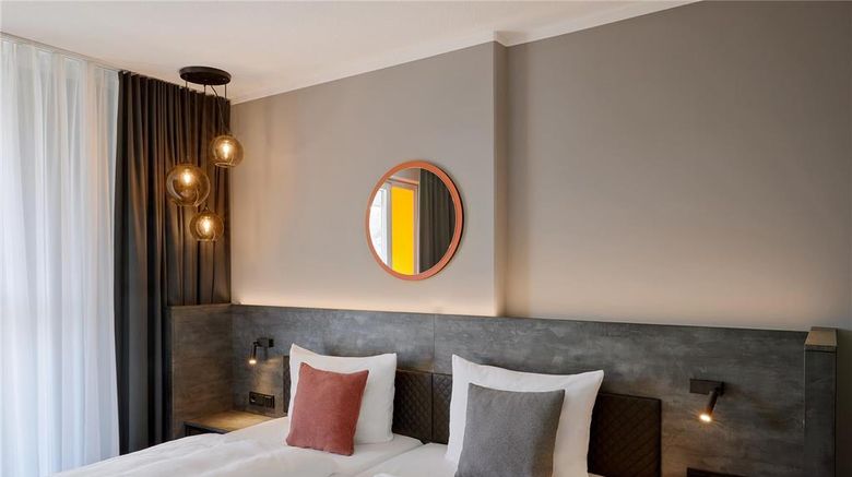 <b>The Scotty Hotel Hamburg Room</b>. Images powered by <a href="https://iceportal.shijigroup.com/" title="IcePortal" target="_blank">IcePortal</a>.