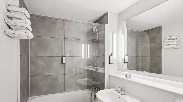 The 2 by Hotel Akena La Ferte Bernard Suite