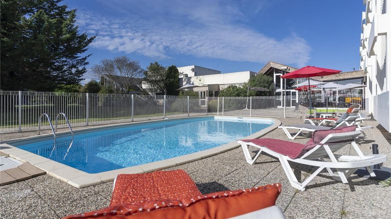 <b>Hotel Akena Poitiers Nord Futuroscope Pool</b>. Images powered by <a href="https://iceportal.shijigroup.com/" title="IcePortal" target="_blank">IcePortal</a>.