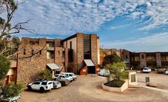 Desert Cave Hotel