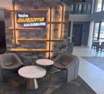 La Quinta Inn & Suites Miamisburg Lobby