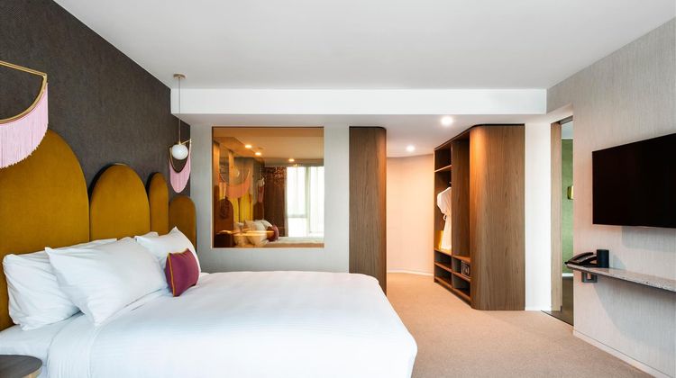 Ovolo The Valley Brisbane Room