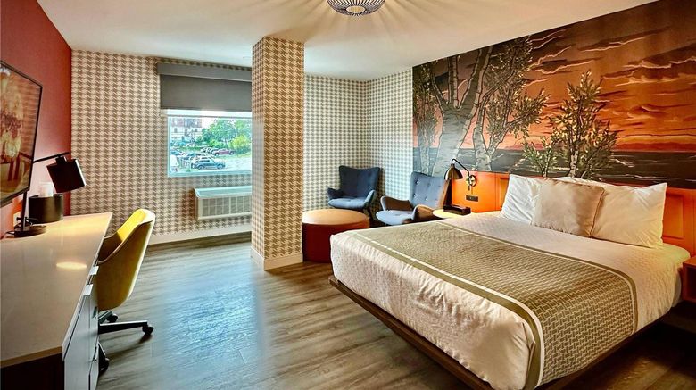 <b>Quality Inn & Suites Thunder Bay Room</b>. Images powered by <a href="https://iceportal.shijigroup.com/" title="IcePortal" target="_blank">IcePortal</a>.