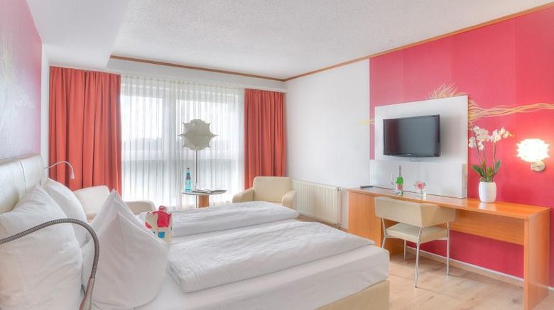<b>Michel Hotel Frankfurt Maintal Room</b>. Images powered by <a href="https://iceportal.shijigroup.com/" title="IcePortal" target="_blank">IcePortal</a>.