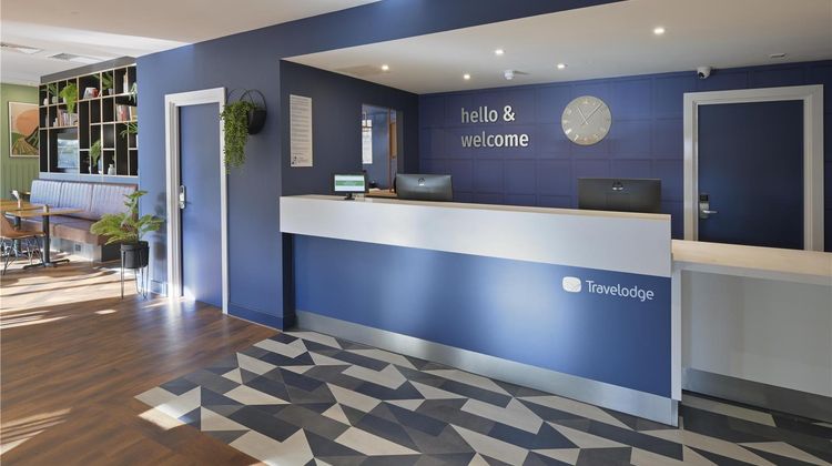 Travelodge Cardiff Gate Lobby