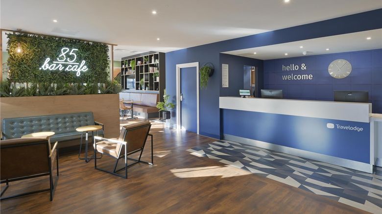 <b>Travelodge Cardiff Gate Lobby</b>. Images powered by <a href="https://iceportal.shijigroup.com/" title="IcePortal" target="_blank">IcePortal</a>.