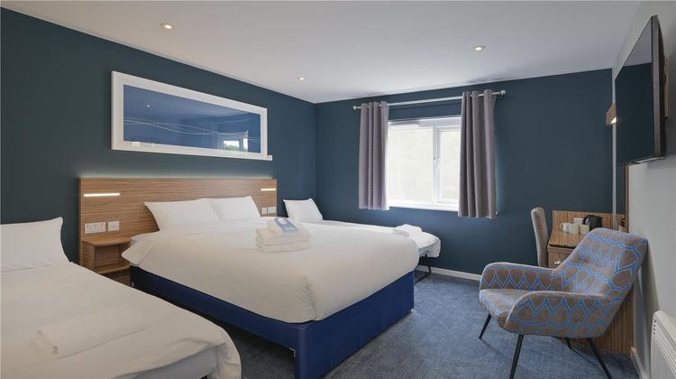 Travelodge Wakefield Room