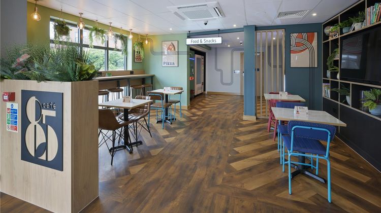 Travelodge Wakefield Restaurant