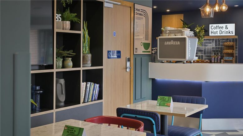 <b>Travelodge Wakefield Restaurant</b>. Images powered by <a href="https://iceportal.shijigroup.com/" title="IcePortal" target="_blank">IcePortal</a>.