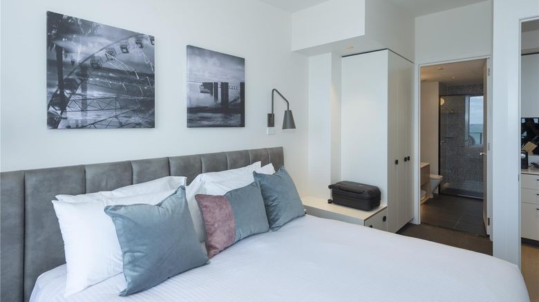<b>Oaks R Suites Geelong Room</b>. Images powered by <a href="https://iceportal.shijigroup.com/" title="IcePortal" target="_blank">IcePortal</a>.