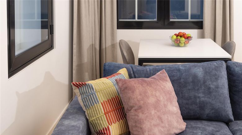 <b>Oaks R Suites Geelong Room</b>. Images powered by <a href="https://iceportal.shijigroup.com/" title="IcePortal" target="_blank">IcePortal</a>.