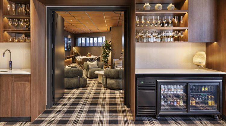 Nesuto Stadium Hotel and Apartments Restaurant