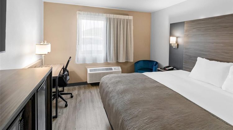Quality Inn Room