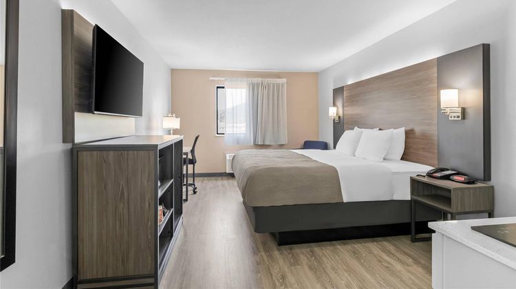 Quality Inn Room