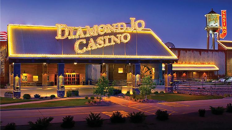 Diamond Jo Worth Casino Hotel Exterior