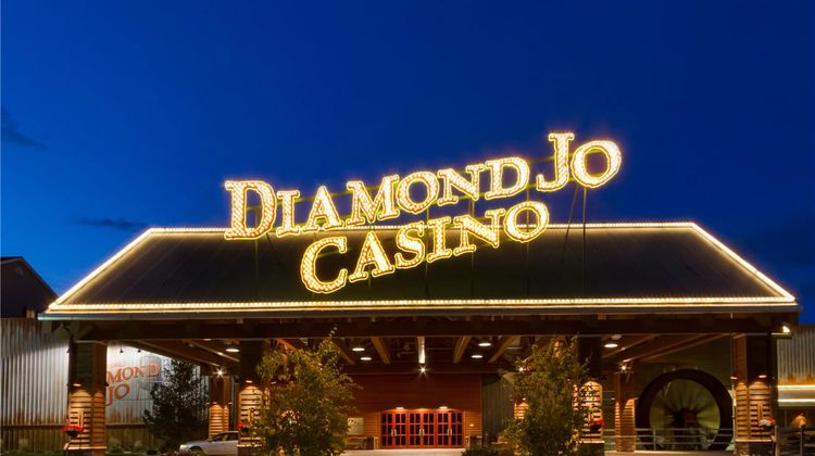 Diamond Jo Worth Casino Hotel Exterior