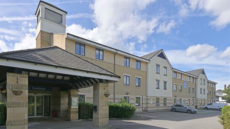 Travelodge Bradford Shipley Exterior
